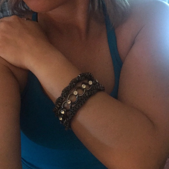 Bebe 3 stackable bangle set - Picture 3 of 3